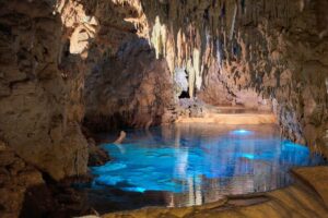 best beginner friendly caves